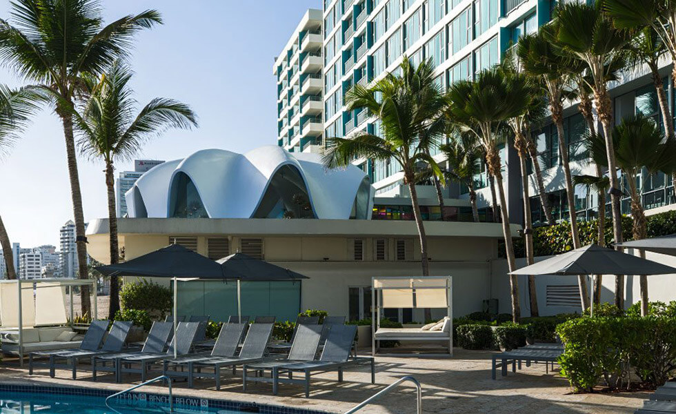 La Concha resort pool area