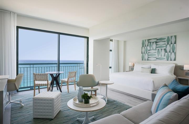 A hotel room