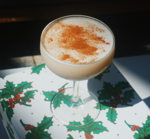 tembleque cocktail in a festive table